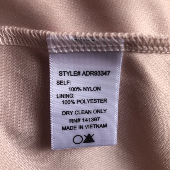 ASTR Dress Blush Pink High Neck Lace Overlay Shift Mini Sz S BNWT Anthropologie - Picture 11 of 16